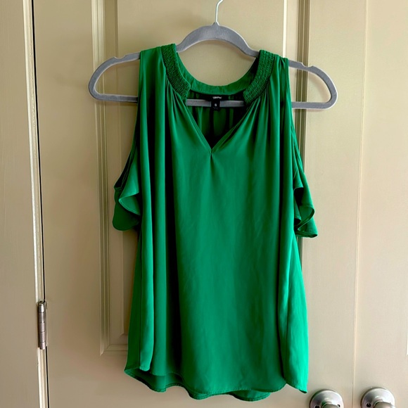 Mossimo cold shoulder top in kelly green size S - Picture 1 of 5